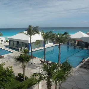 https://cancun-beach-aparthotel-by-solymar.quintano-roohotels.com