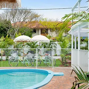 https://ocean-blue-motel.queenslandhotels.net